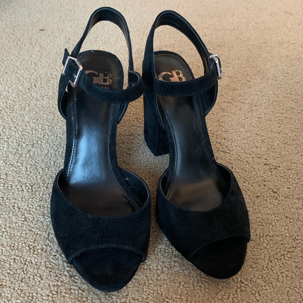 peep toe heels
